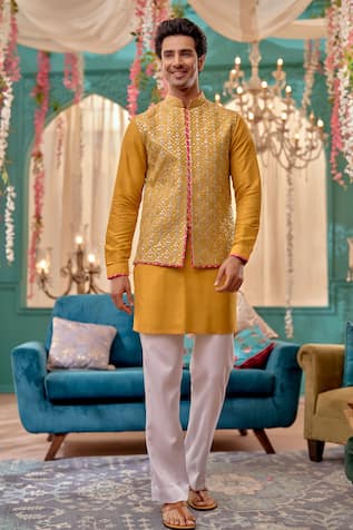 Kora By Nilesh Mitesh Trellis Embroidered Bundi Kurta Set 