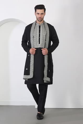 Aham-Vayam Black Harsh Vine Embroidered Kurta Set 