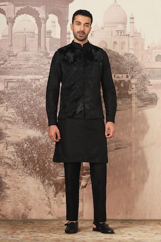 Asuka Kiran Dori Embroidered Bundi Kurta Set 