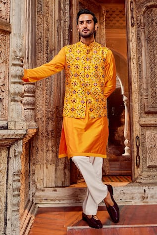 Asuka Embroidered Bundi & Kurta Set 