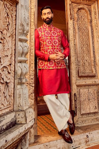 Asuka Embroidered Bundi & Kurta Set 