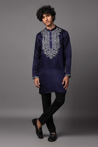 Paarsh Floral Embroidered Kurta Set 