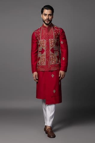 Paarsh Kasuti Embroidered Bundi Kurta Set 