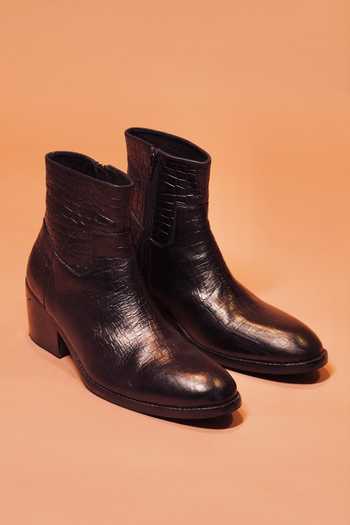 Dmodot Croc Print Leather Boots 