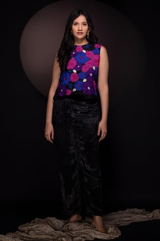 Chambray & CO. Floral Embroidered Black Top & Pant Set 