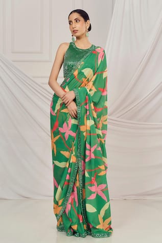 Harshita Singhvi Floral Print Saree With Blouse 