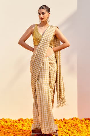 Shalkii Checkered Print Saree & Embroidered Blouse 