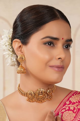 SMARS JEWELRY Goddess Laxmi Motif Choker Set 