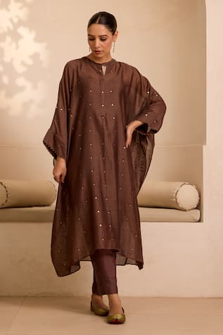 Label Mansi Nagdev Ada Embroidered Kurta With Pant 