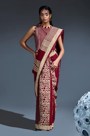 BANANA labs Checkered Circle Block Print Saree With Long Blouse 