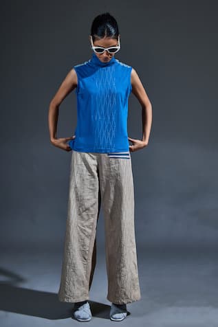 BANANA labs Placed Jaal Print Top With Flared Pant 