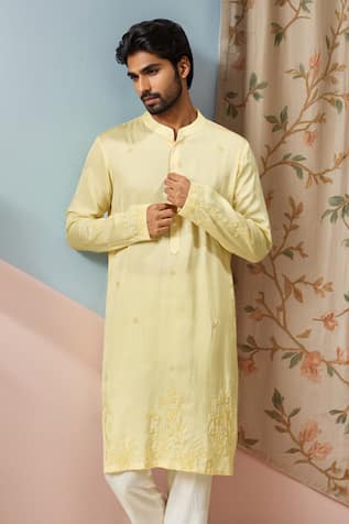 Ewoke Floral Thread Embroidered Kurta 