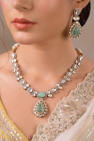 Anana Gul Stone Embellished Pendant Necklace Set 