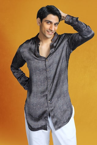 Char Chaand Grey Boho Tribal Art Short Shirt Kurta 