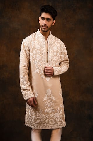 Char Chaand Kashmiri Aari Blossom Embroidered Kurta 