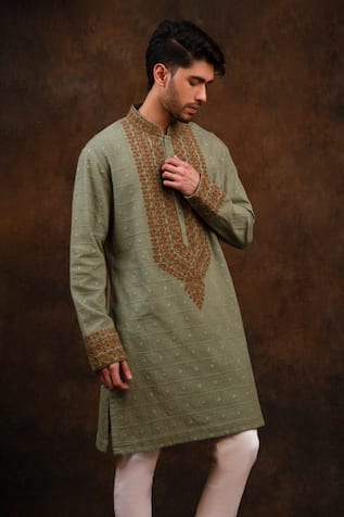 Char Chaand Floral Dori Embroidered Kurta 