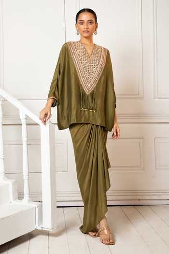 Oshi By Shikha Gota Embroidered Silk Pheran Tunic & Dhoti 