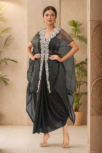 Prisho Floral Embroidered Cape & Skirt Set 