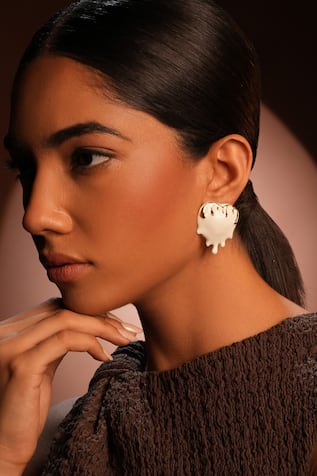Gold Plated Dripping Heart Resin Studs 