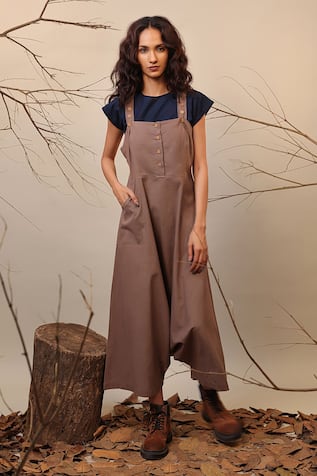 MATI Solid Dungaree With Crop Top 