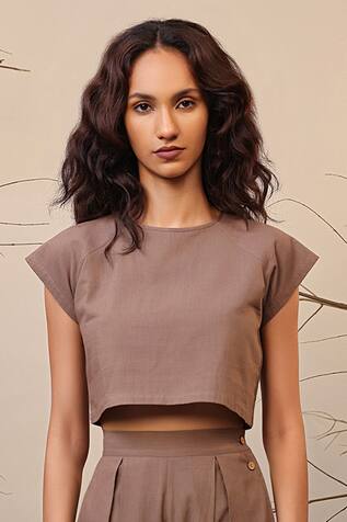MATI Beige Solid Crop Top 