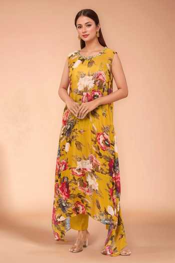 Kashmiraa Floral Print Asymmetric Kurta Set 