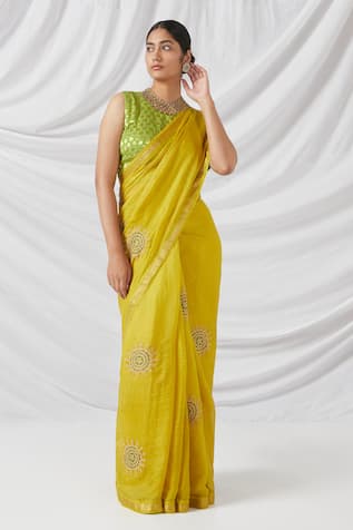 Latha Puttanna Padmini Bloom Motif Applique Saree With Butti Woven Blouse 