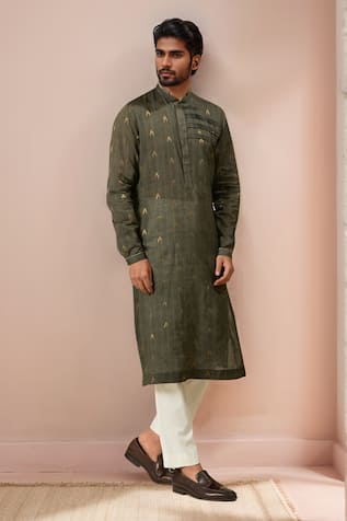 Ankita Shahabadi Ikat Woven Green Kurta 