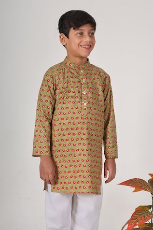 THE COTTON STAPLE Moss Floral Print Kurta Set 