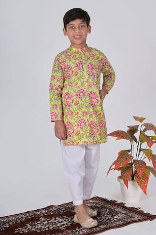 THE COTTON STAPLE Floral Print Yellow Kurta Set 