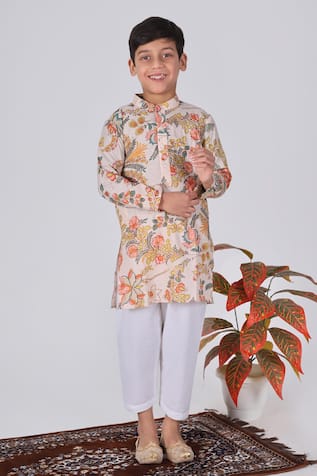 THE COTTON STAPLE Beige Floral Print Kurta Set 