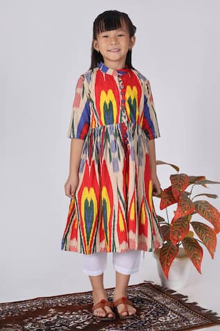 THE COTTON STAPLE Multi Color Ikat Print Kurta Set 