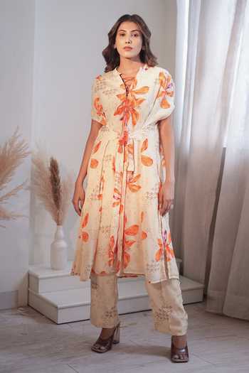 Label Flamingo By Vrinda Ivory Lilly Pattern Kurta Set 