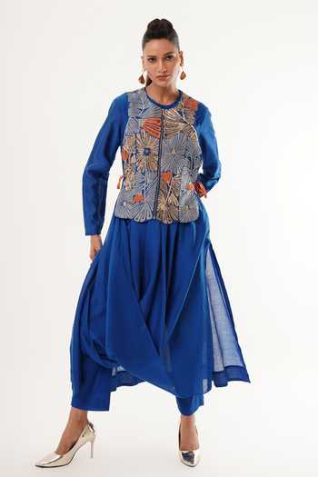 Jajaabor Floral Applique Embroidered Kurta Set 