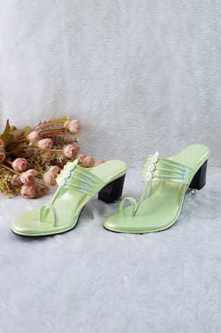 Glossy Kolhapuri Heels 