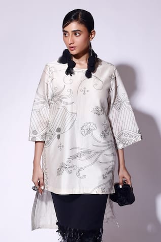 Kritika Murarka Paisley Bloom Print High Low Tunic 