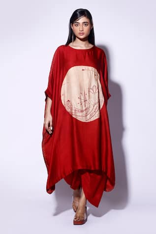 Kritika Murarka Circle Bloom Embroidered Kaftan 