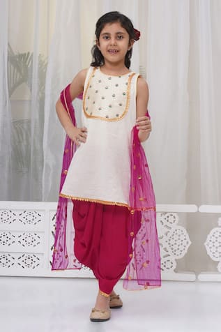 Little Bansi Floral Embroidered Kurta Set