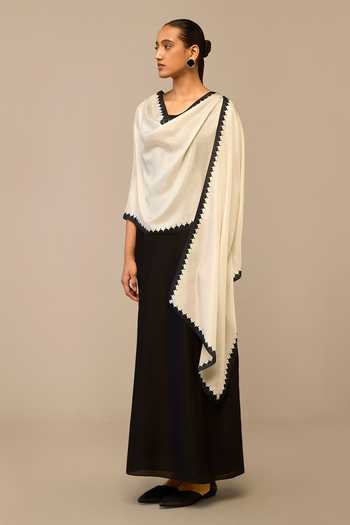 Ampm Ivory Minaret Patterned Border Scarf 