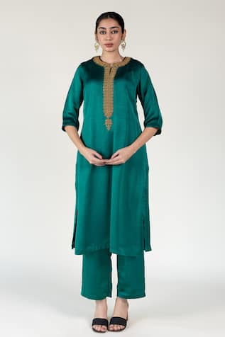 Nirjara Aqua Green Marodi Embroidered Kurta Set 