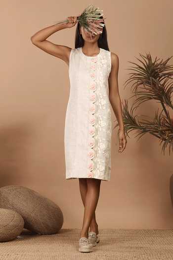 Label Niyami Floral Applique Scallop Shift Dress 
