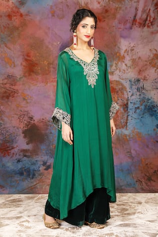 HOUSE OF SUPRIYA Embroidered Velvet Kurta with Palazzo 