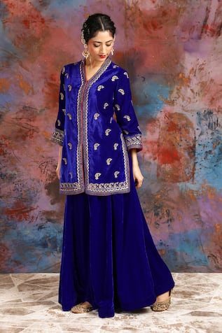 HOUSE OF SUPRIYA Paisley Embroidered Velvet Jacket With Sharara 