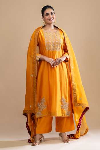 Label Radini Kashmiri Tilla Embroidered Kurta Set 