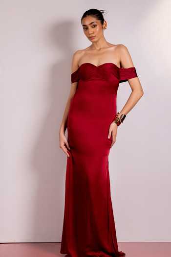 Pinup By Astha Draped Off Shoulder Maroon Gown 