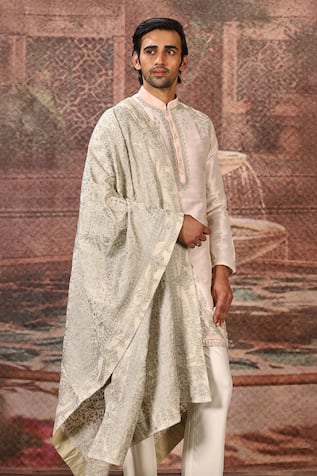 Asuka Ivory Silk Zari Thread Embroidered Stole 