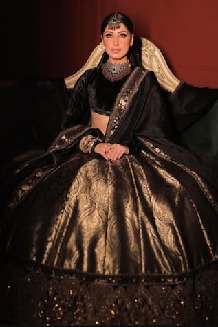 Kaynaat By Aanchal Sawhney Embellished Black Lehenga Set 