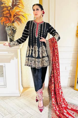 Kaynaat By Aanchal Sawhney Cutdana Embroidered Anarkali Set 