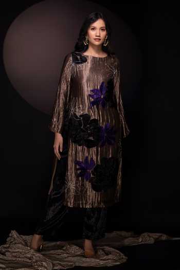Chambray & Co. Gold & Black Applique Embroidered Kurta Set 