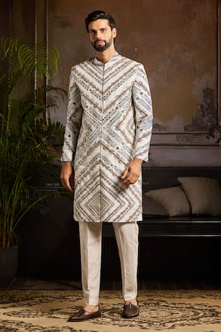 Diyarajvvir Chevron Print Kurta Set 